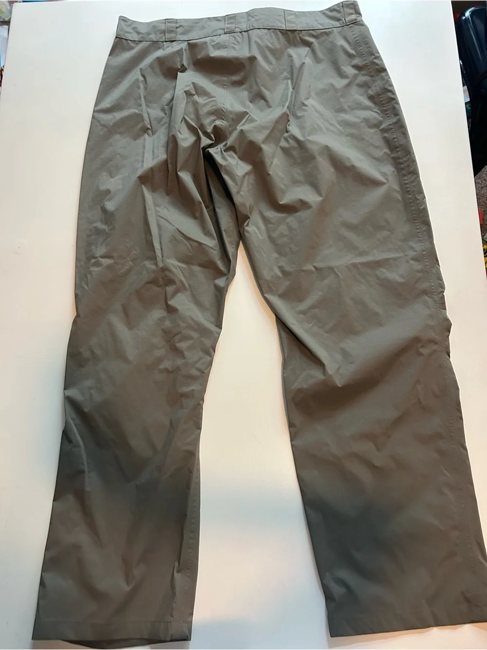 Beyond Men's Lightweight Casual Pants - Taupe